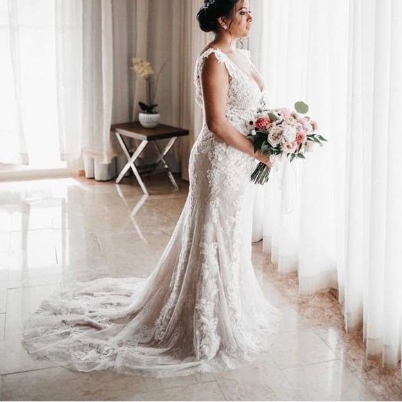 bhldn wedding dress BHLDN Wtoo Clarinda Gown 14